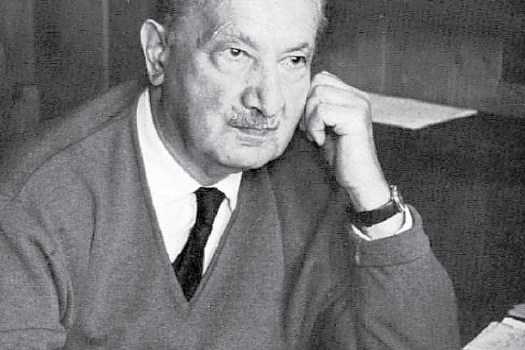 “Anavatan Neresi?”: Heidegger ve Varlığın Yurtsuzluğu