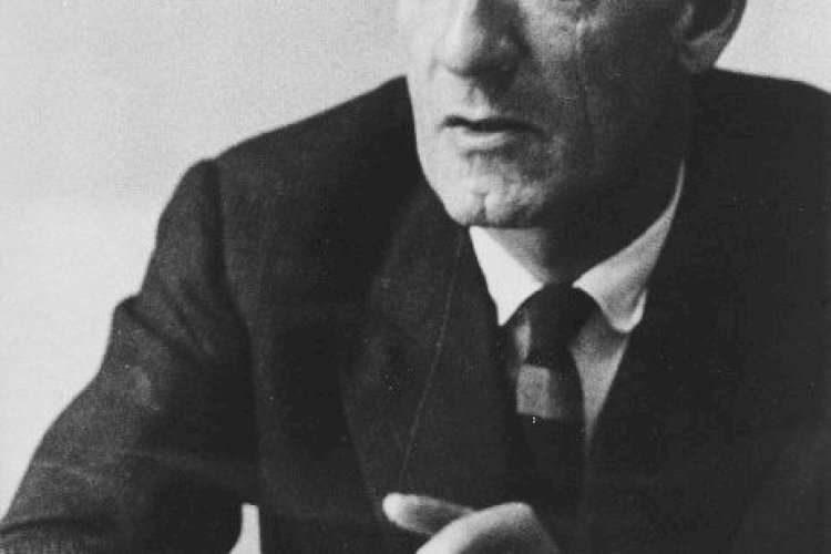 Düşünüyorum Öyleyse Varım mı, Hissediyorum Öyleyse Varım mı?